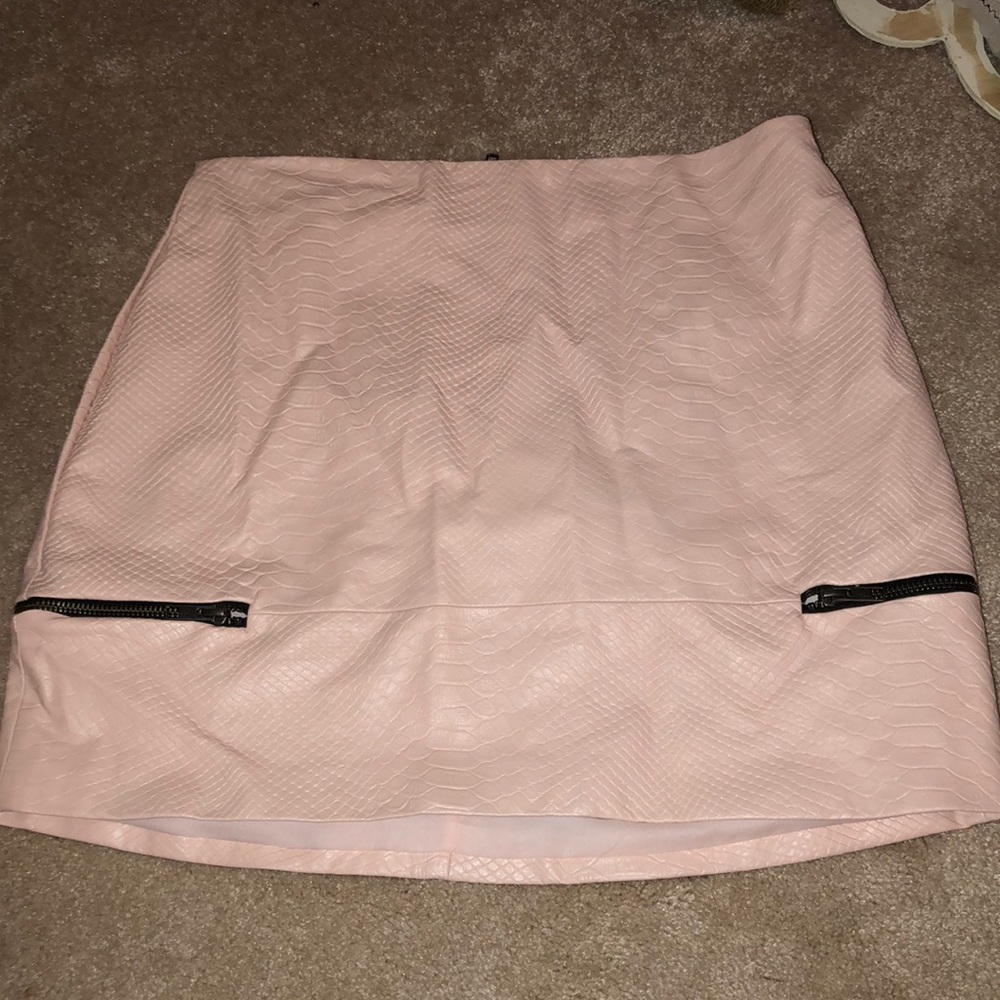Pink fake leather skirt